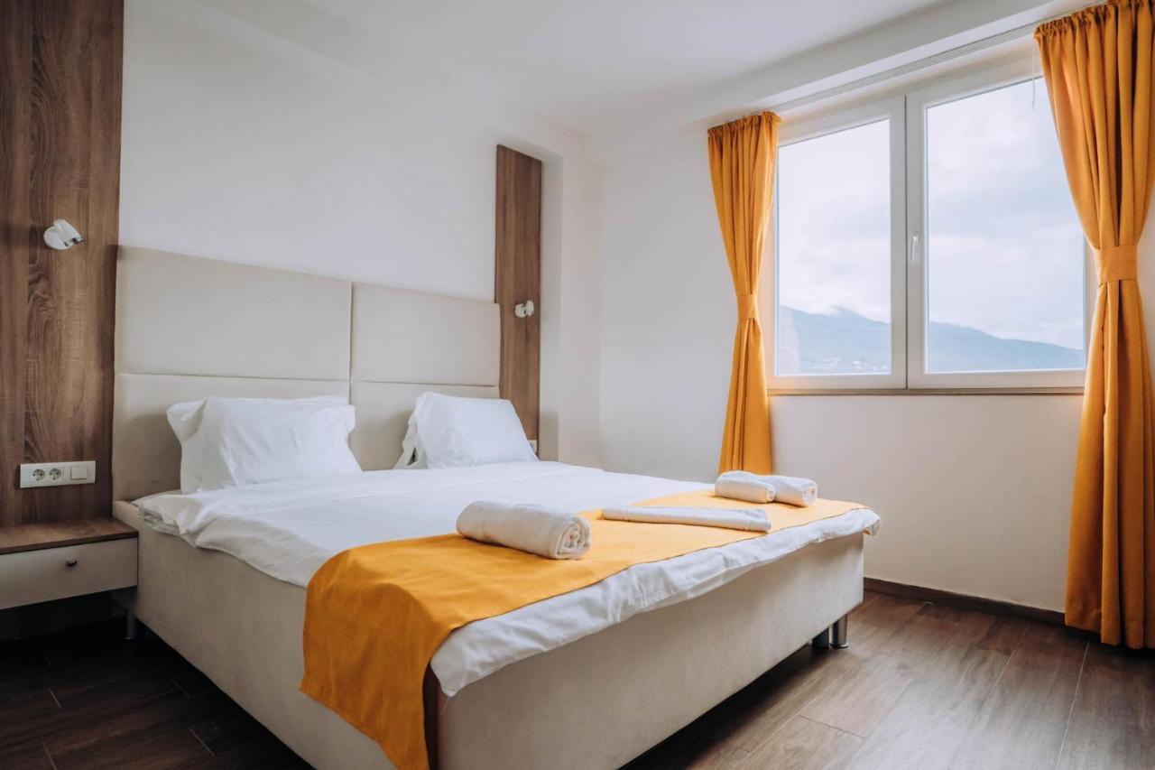 Darki Comfort - Stylish With Free Parking In Tranquil Area Lägenhet *