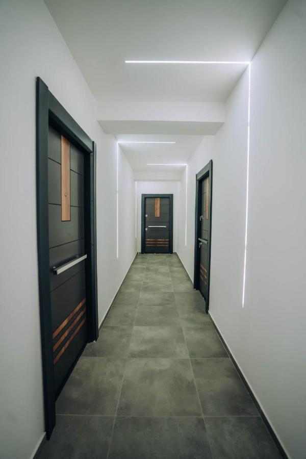 Darki Comfort - Stylish With Free Parking In Tranquil Area Lägenhet